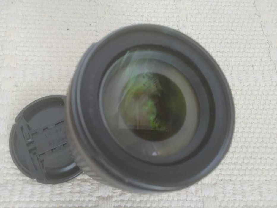 Хороший стан, об'єктив Nikon AF-S DX NIKKOR 18-105mm f3.5-5.6G ED VR