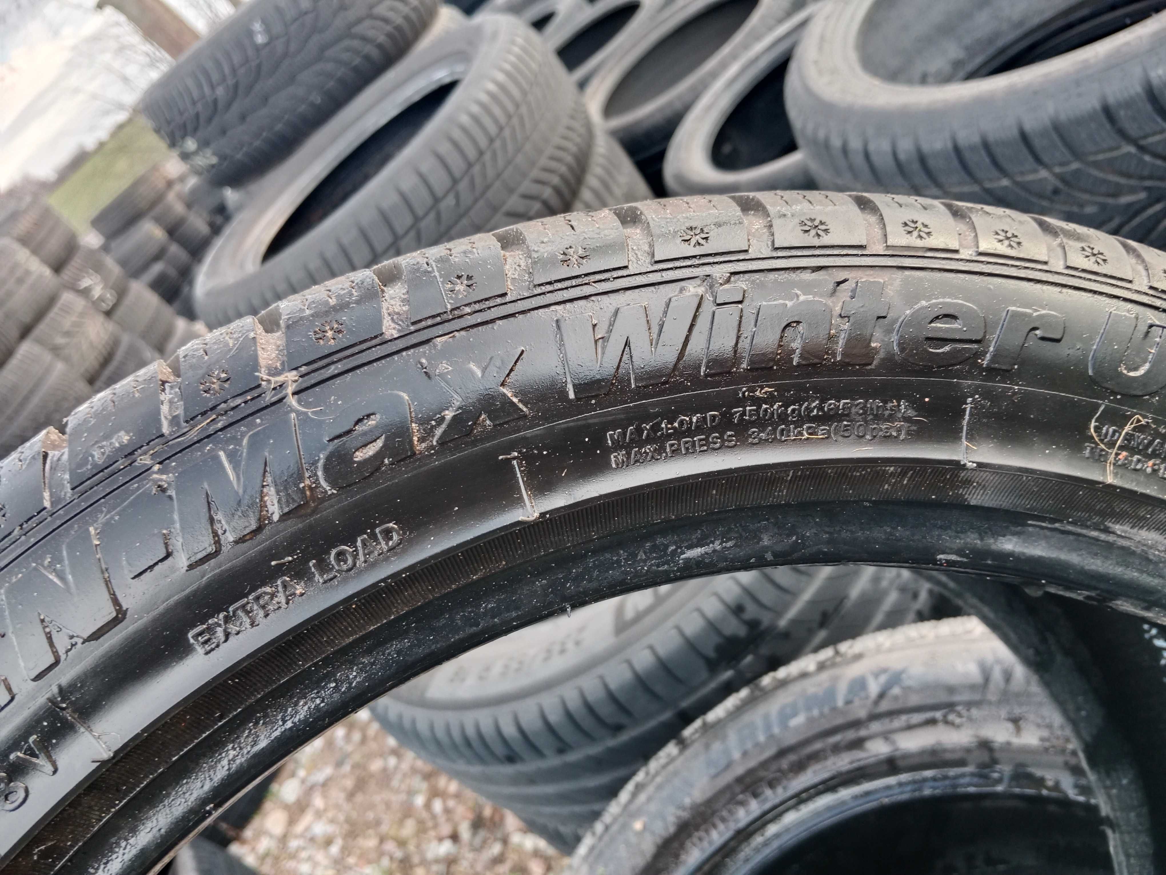 Opona używana 235/45R18 Linglong Green-Max Winter UHP 1szt.