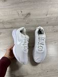 Nike Revolution білі чоловічі кросівки