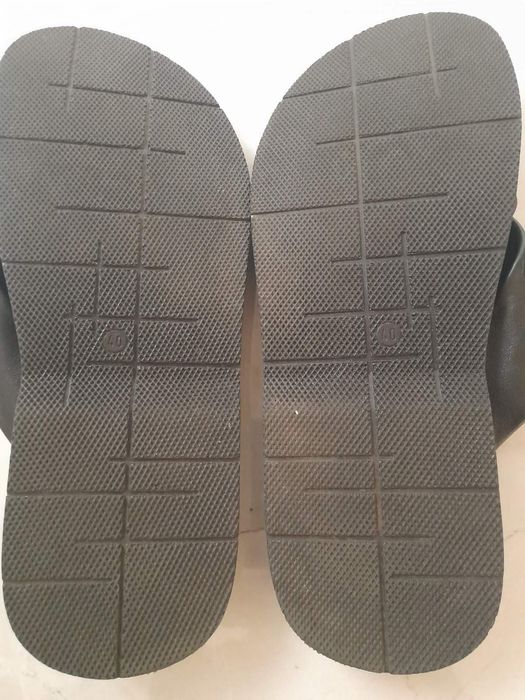 Шльопанці чоловічі шкіряні Tibet (р.40), жилет