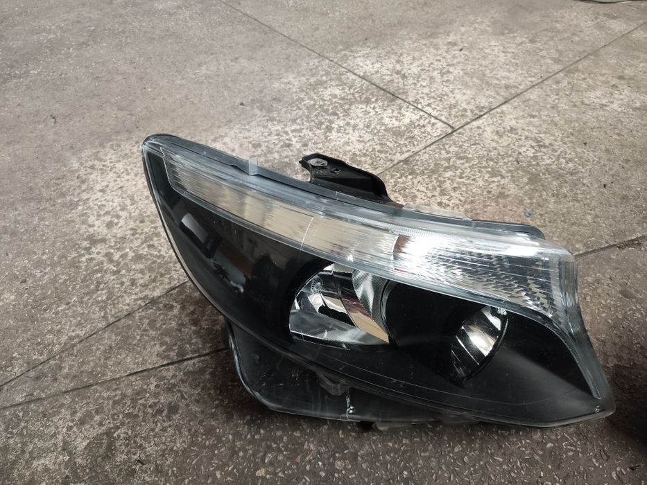 Фара Vito 447 Права Ліва