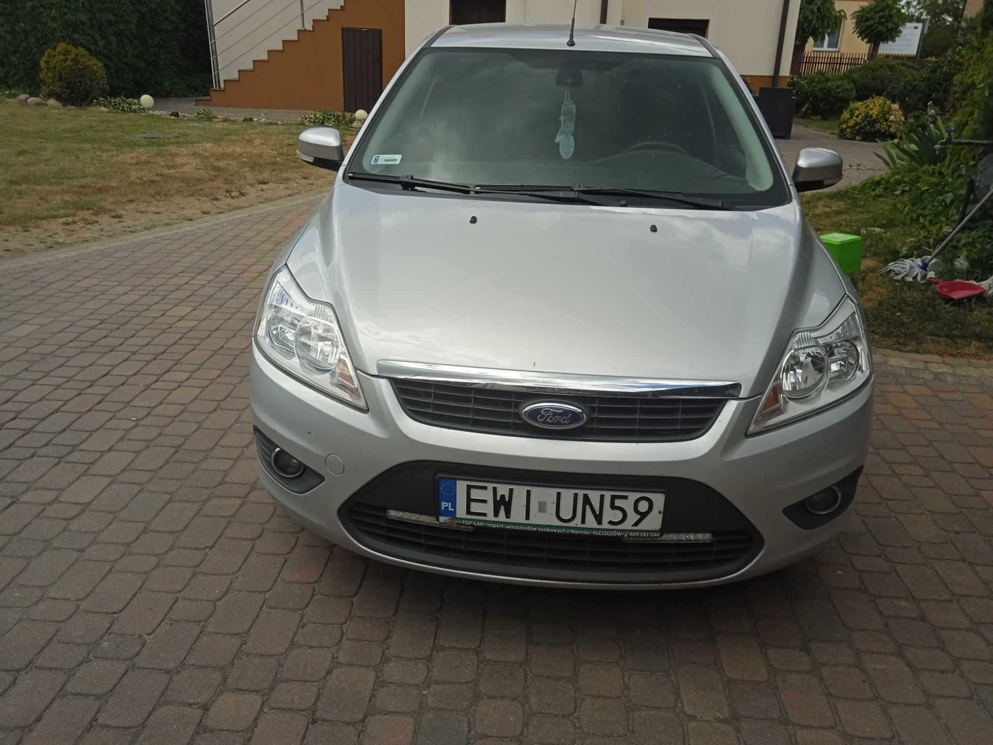 Ford Focus mk2 benzyna 1.6