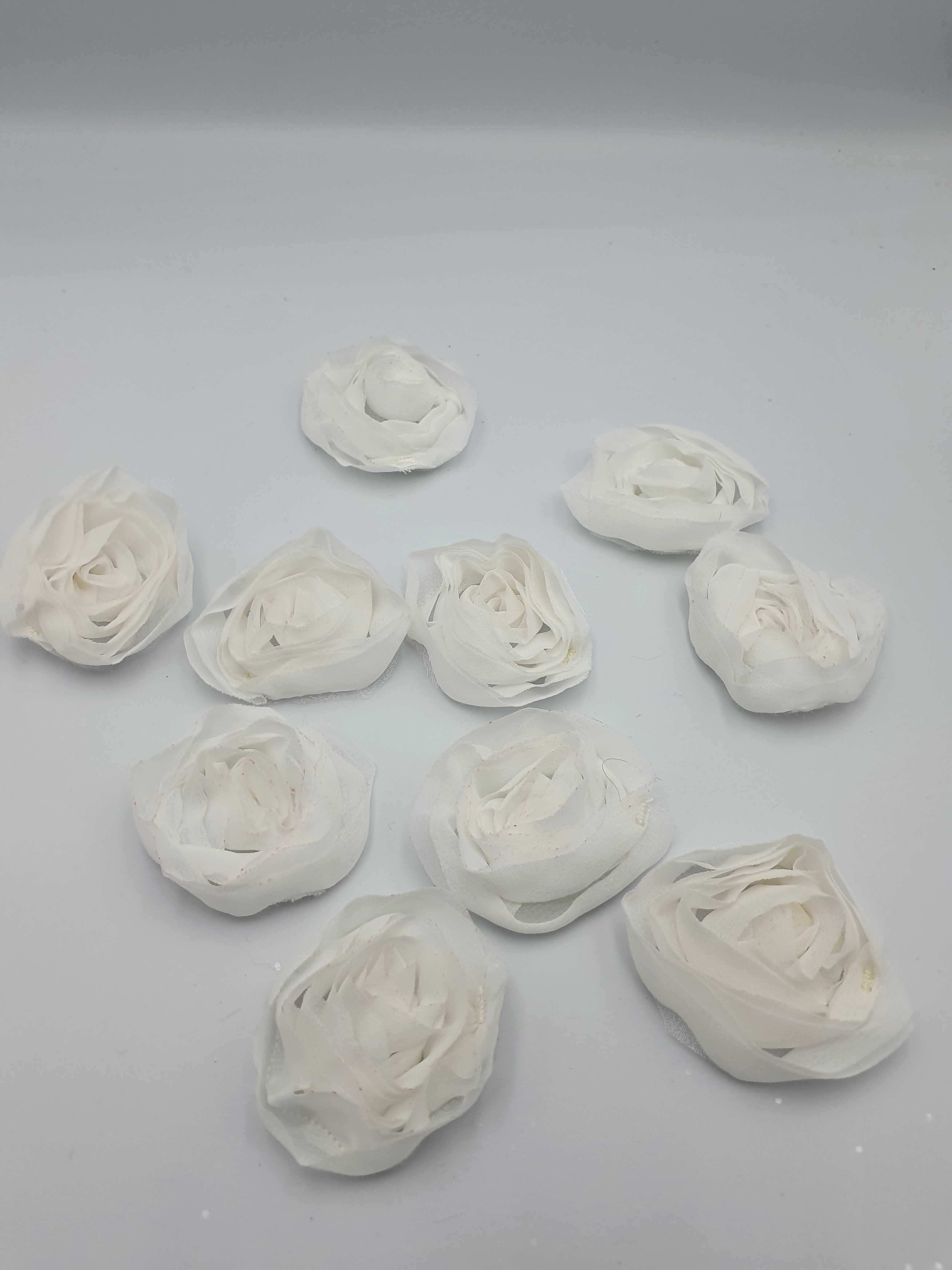 Naszywki aplikacje białe róże zestaw 10 szt.
