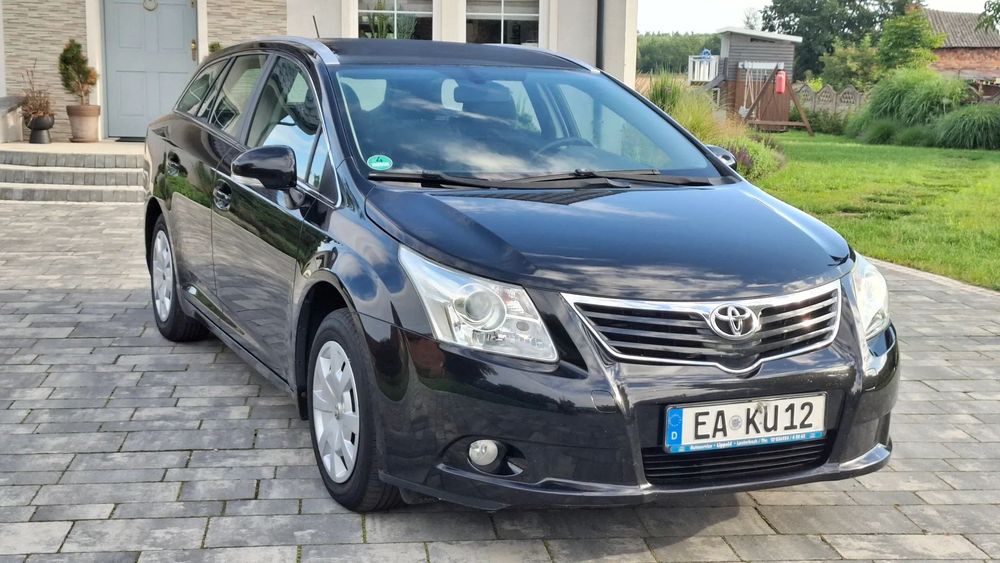 Toyota Avensis # klimatronik # tempomat # chrom # 2 kpl kół