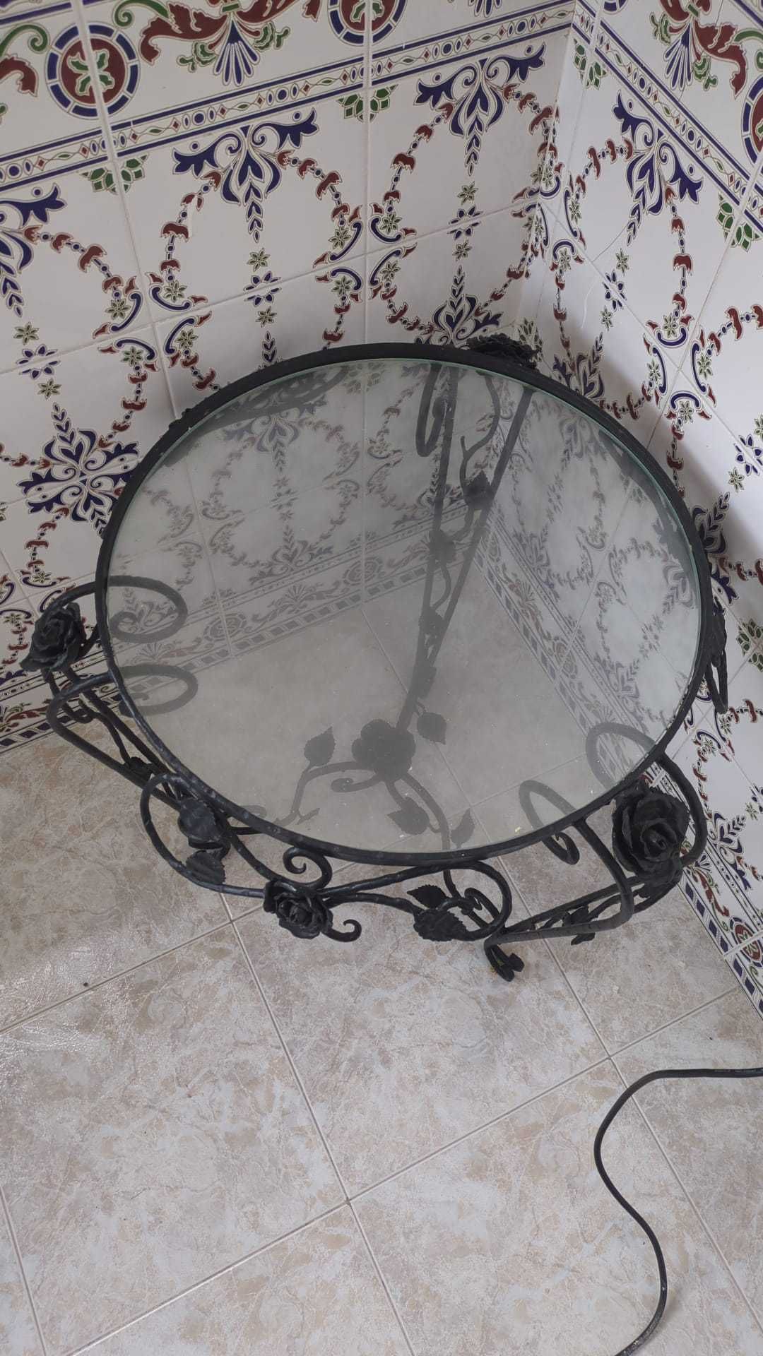 Credência/ Mesa antiga de vidro circular
