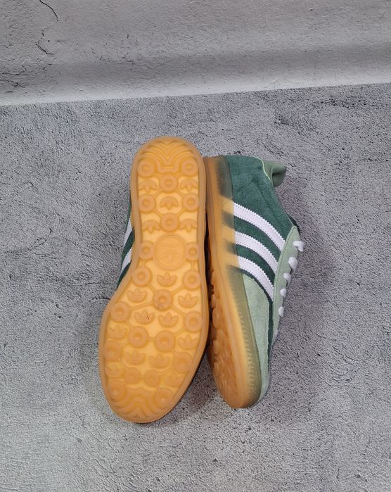 Кроссовки Adidas Gazelle замшевые женские кеды Spezial Hamburg