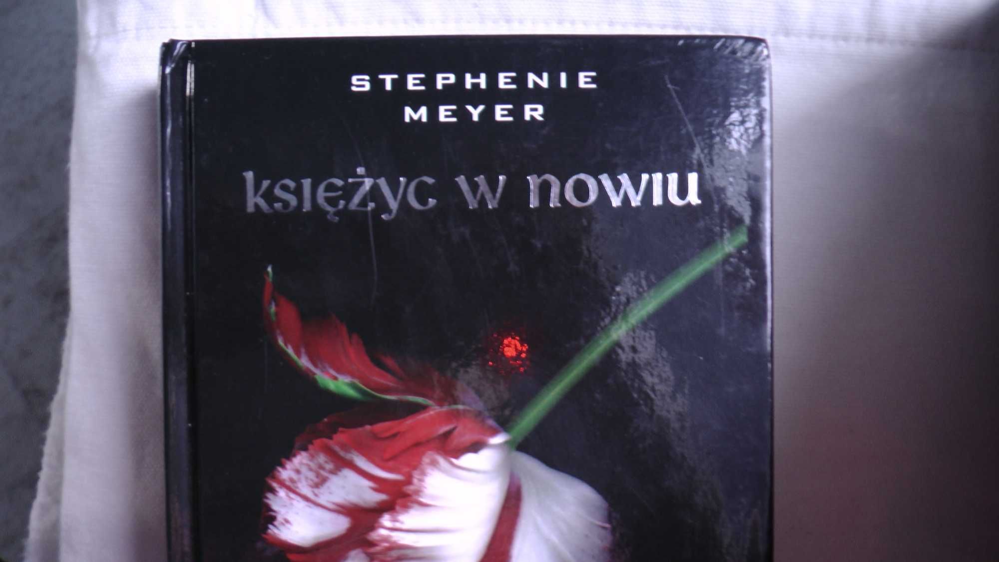 Zmierzch Saga Stephenie Meyer 4 tomy oprawa twarda