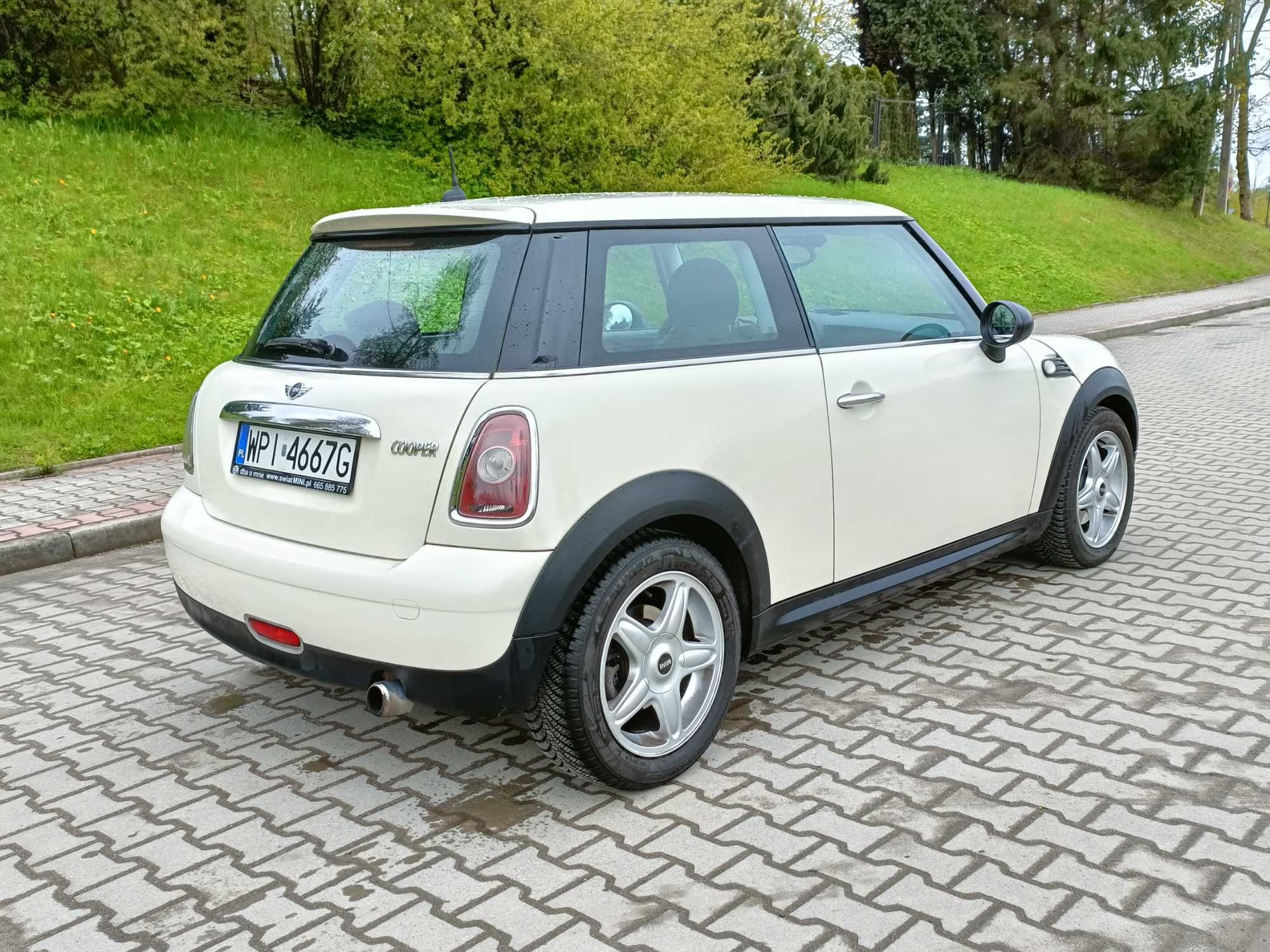 Mini One 1.6 benzyna