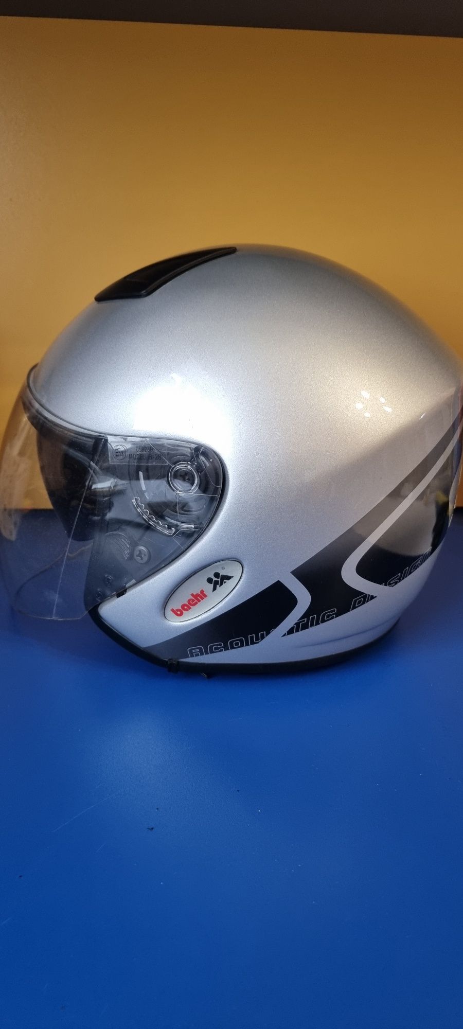 Шлем мото 56 размер