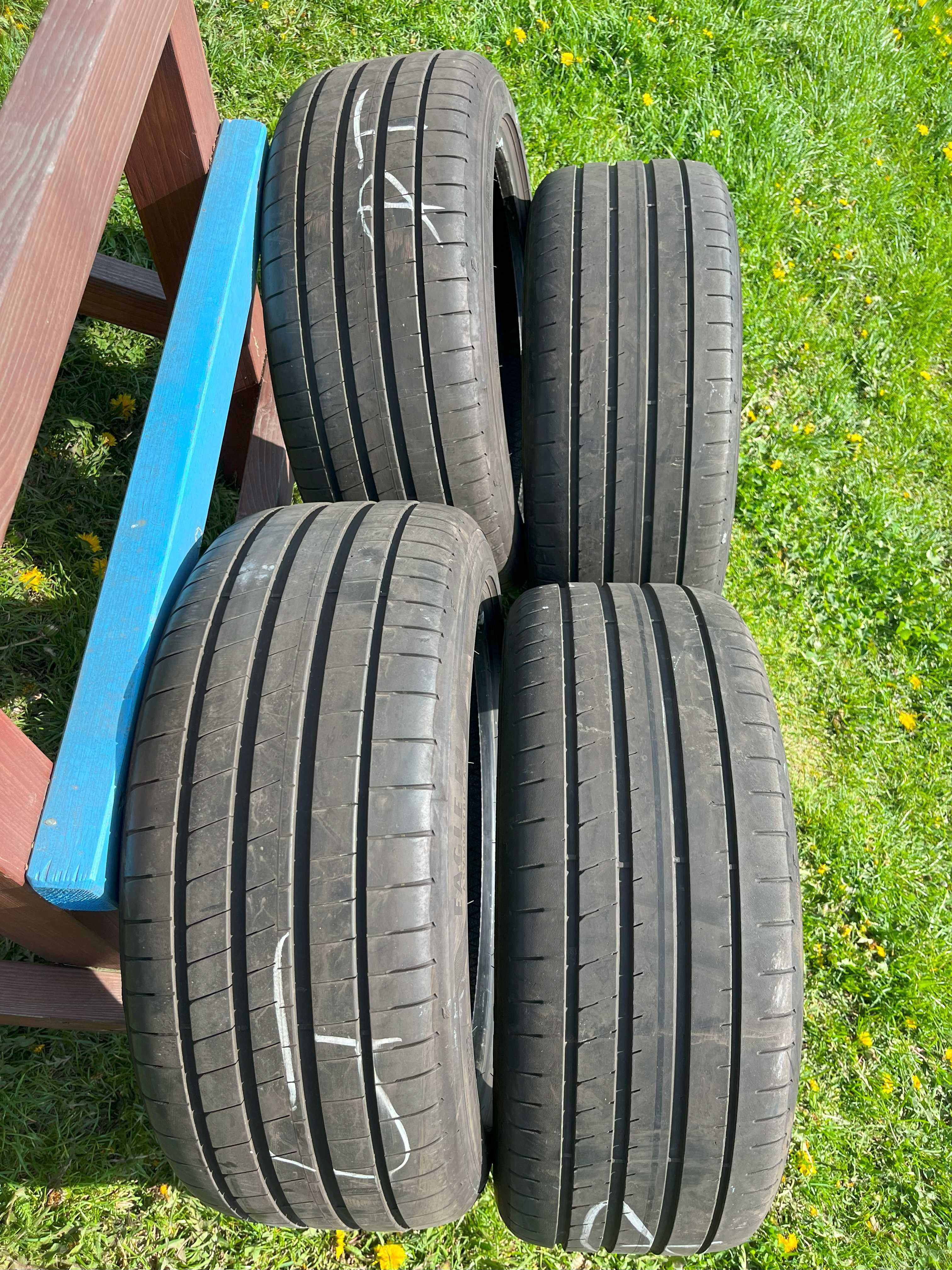 4 szt. zimowe opony GoodYear Ultragrip Performance + 225/45/R17