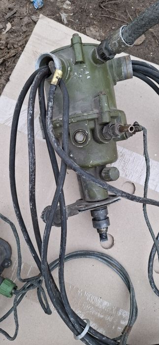 Продам экранированное зажигание на автомобиль Зил 130-131.
