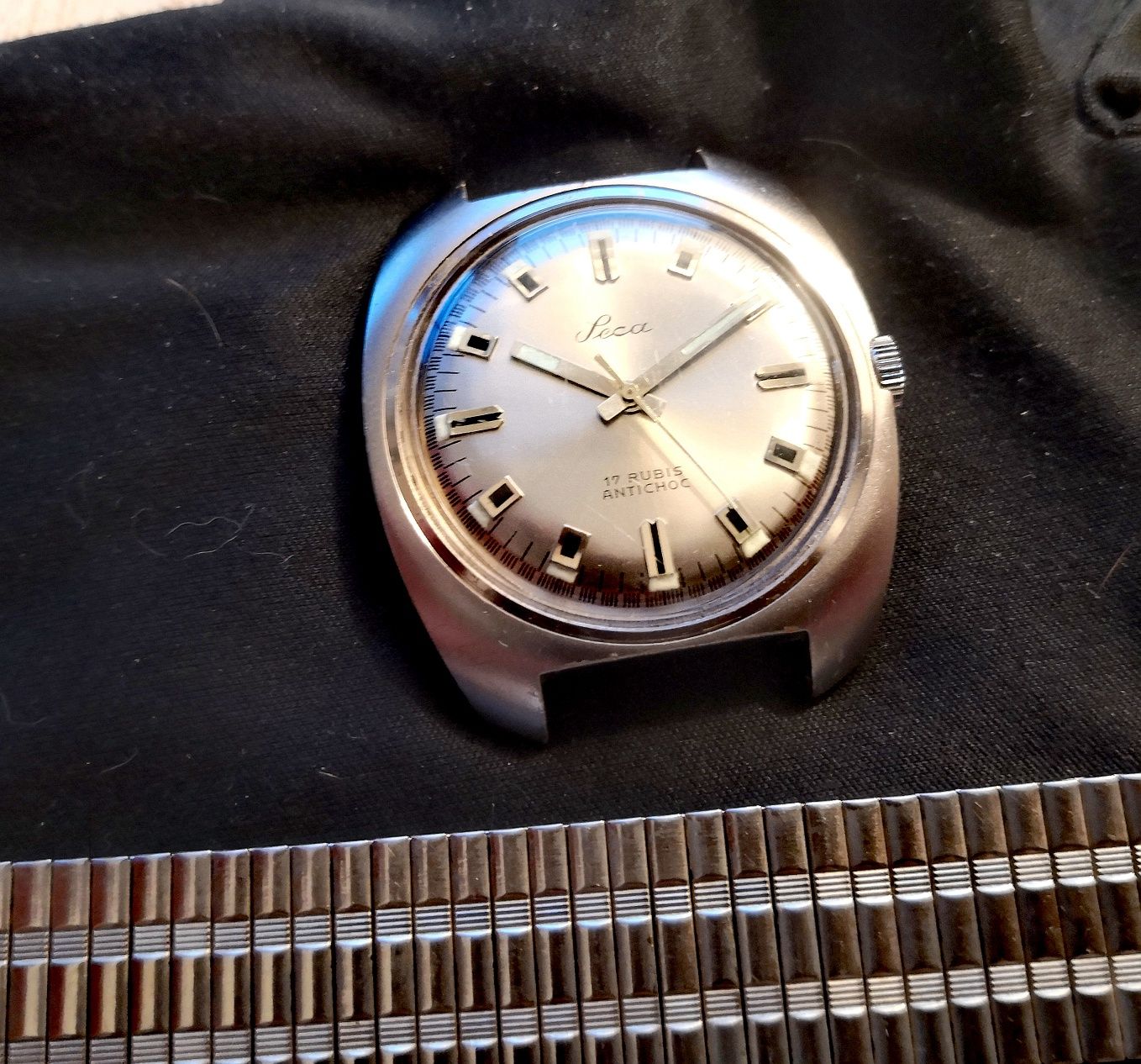 Zegarek męski Swiss Made Vintage Retro Jeca Leca mechaniczny