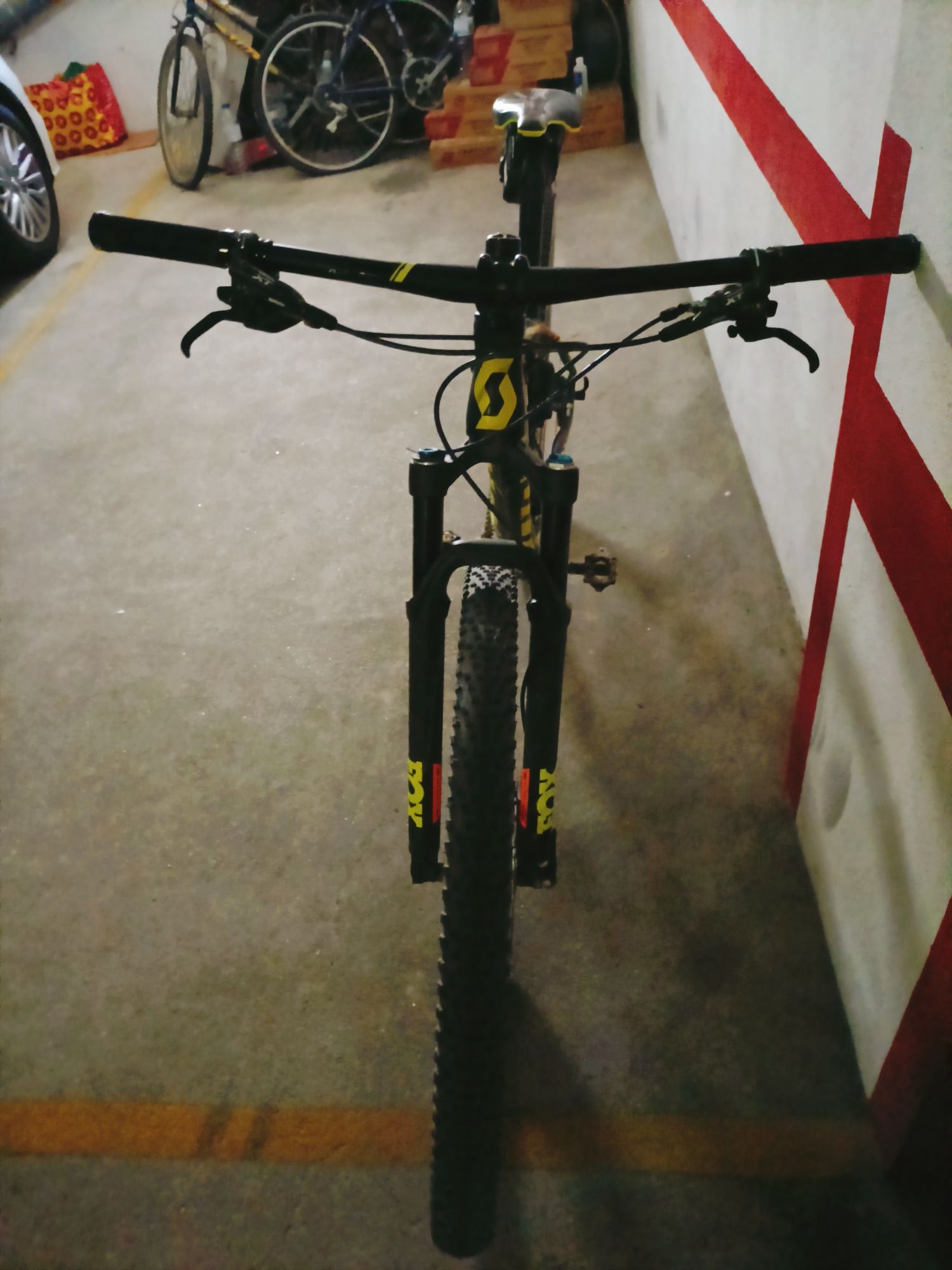 Bicicleta Scott scale 930
