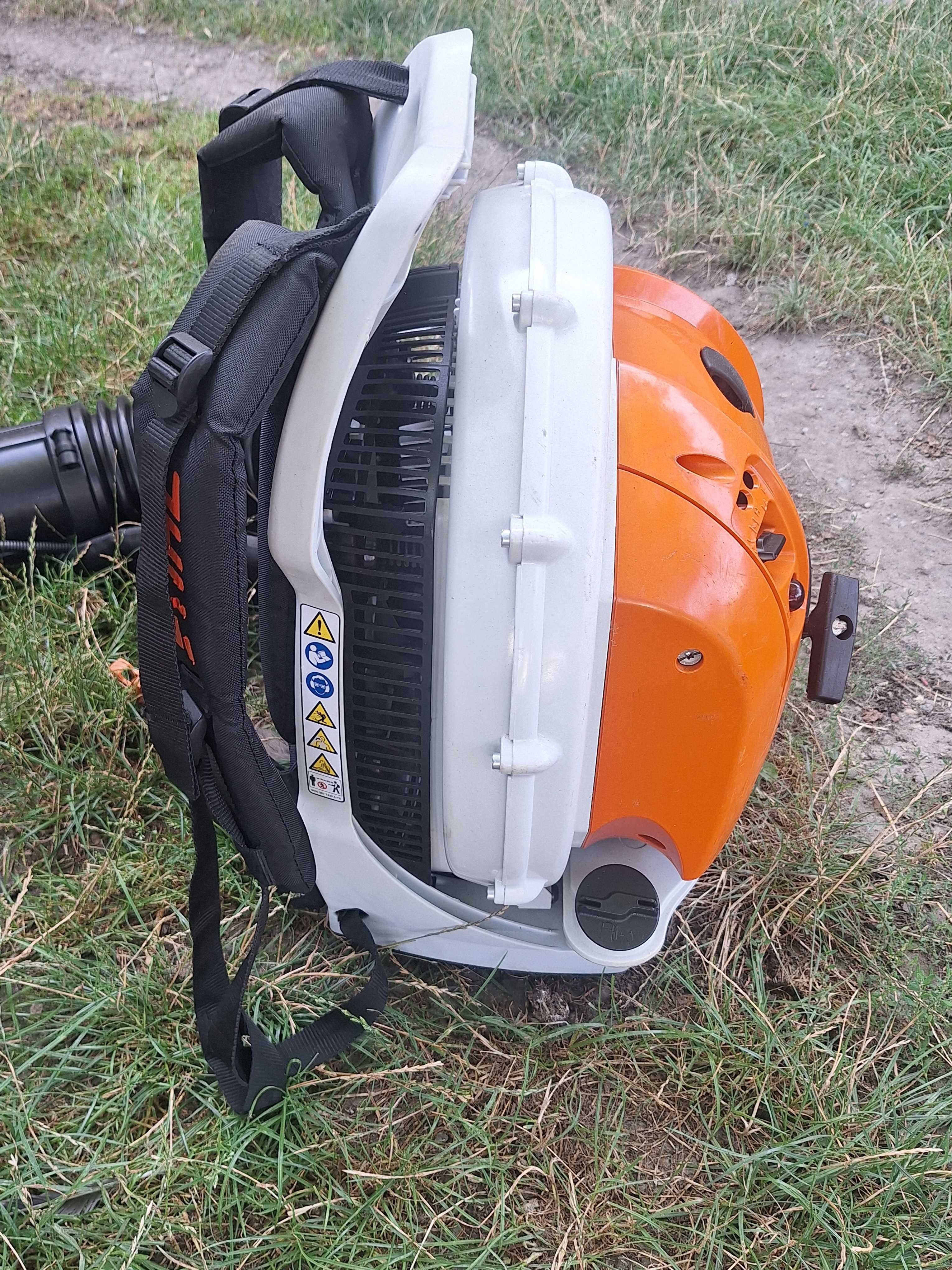 Dmuchawa spalinowa plecakowa STIHL BR700 z 2023r. Piły, Kosiarki