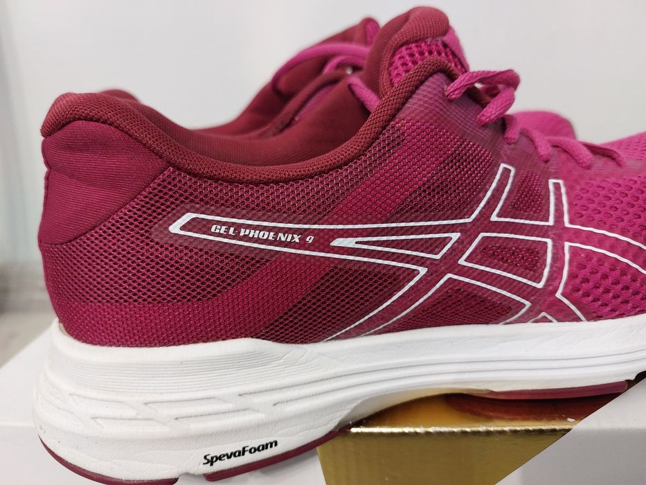 Buty damskie do biegania Asics Gel Phoenix rozmiar 40,5.