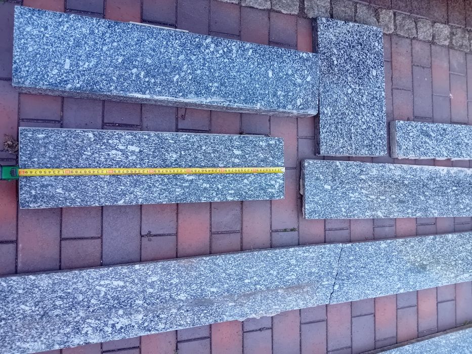 Nagrobek pomnik granitowy