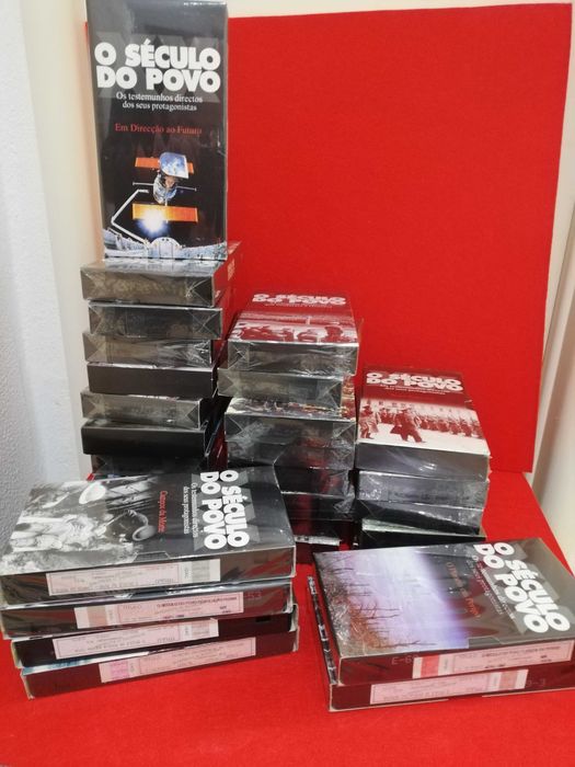 Coleção completa 30 DVD e 30 revistas, século XX.
