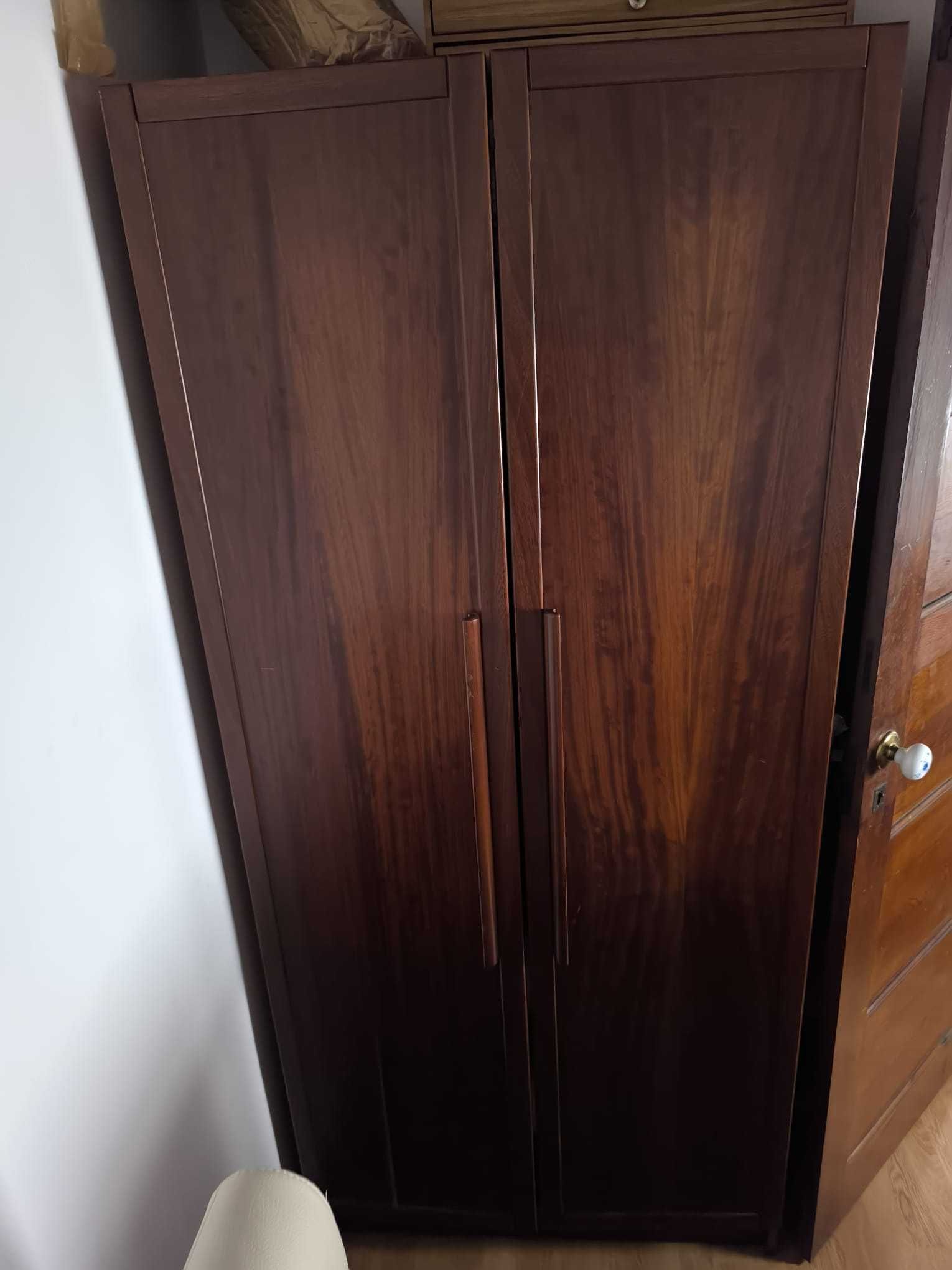 Conjunto de quarto para criança em madeira maciça