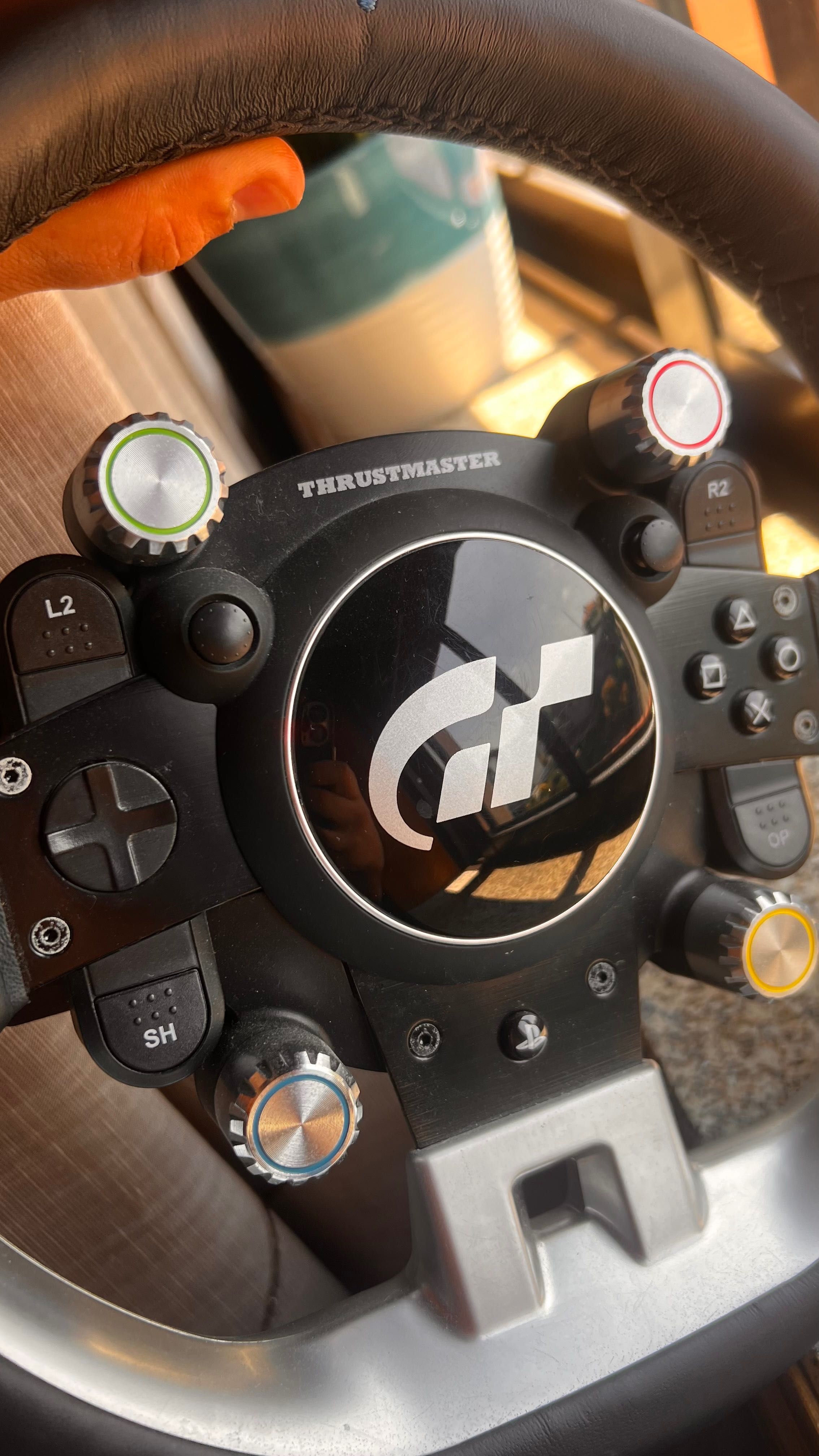 volante thrustmaster t gt