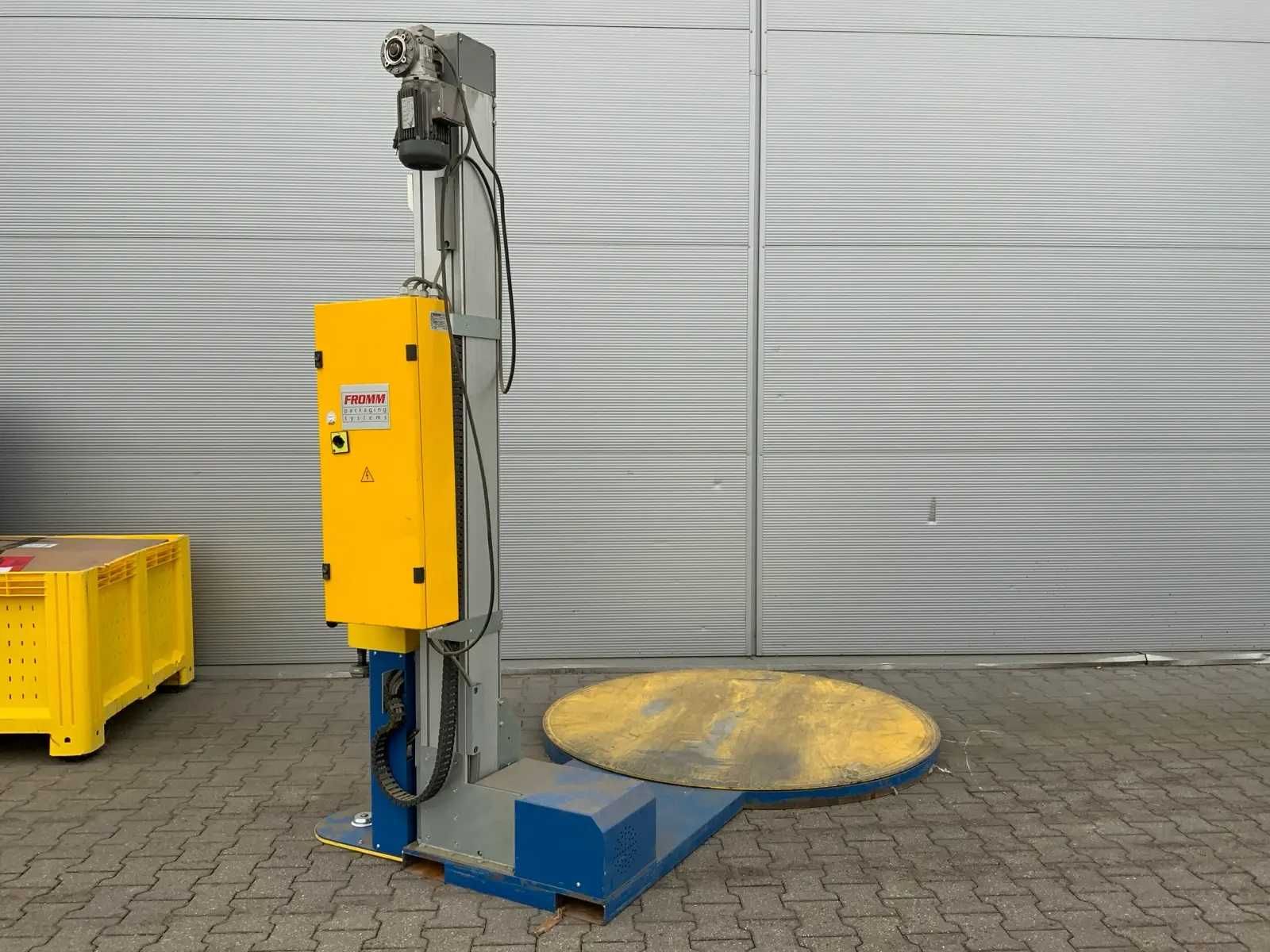 Owijarka palet Fromm FS400 rampa najazdowa