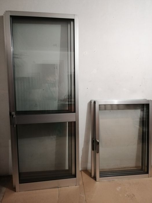 Vendo portas em alumínio