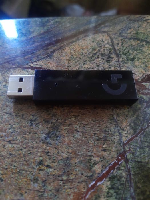 Гарнітура Logitech G533