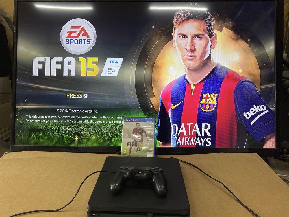 Приставка PS4слим 500mb