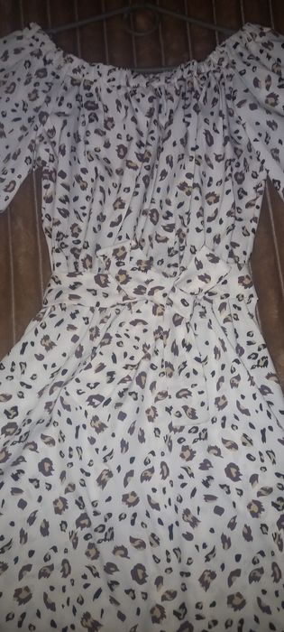 Сукня в ідеальному стані