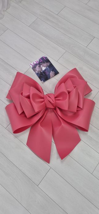 Бант на авто на присосках