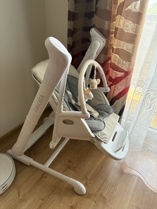 Carrello Cascata 3w1 - krzesetko do karmienia, hustawka i lezaczek