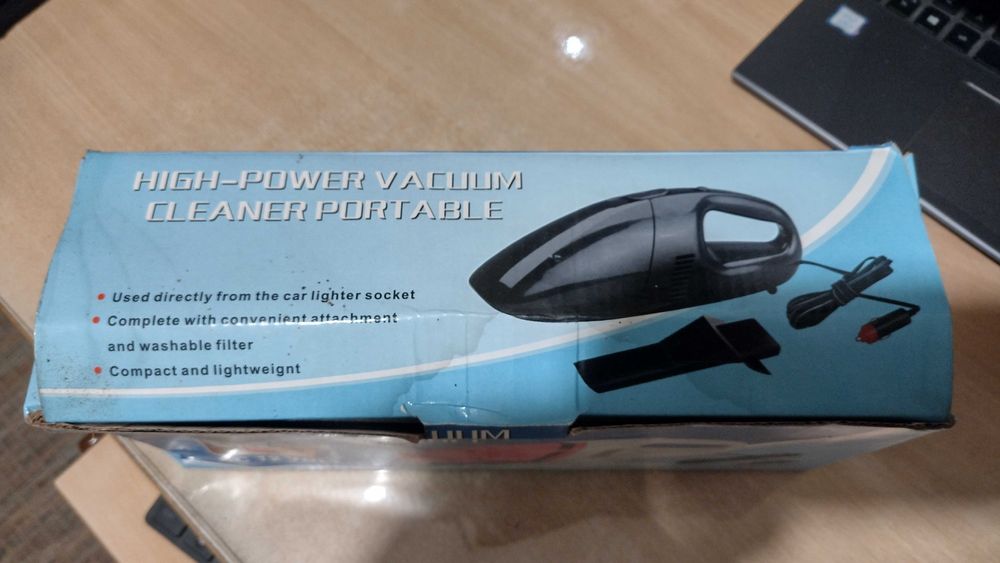 Odkurzacz samochodowy 12V