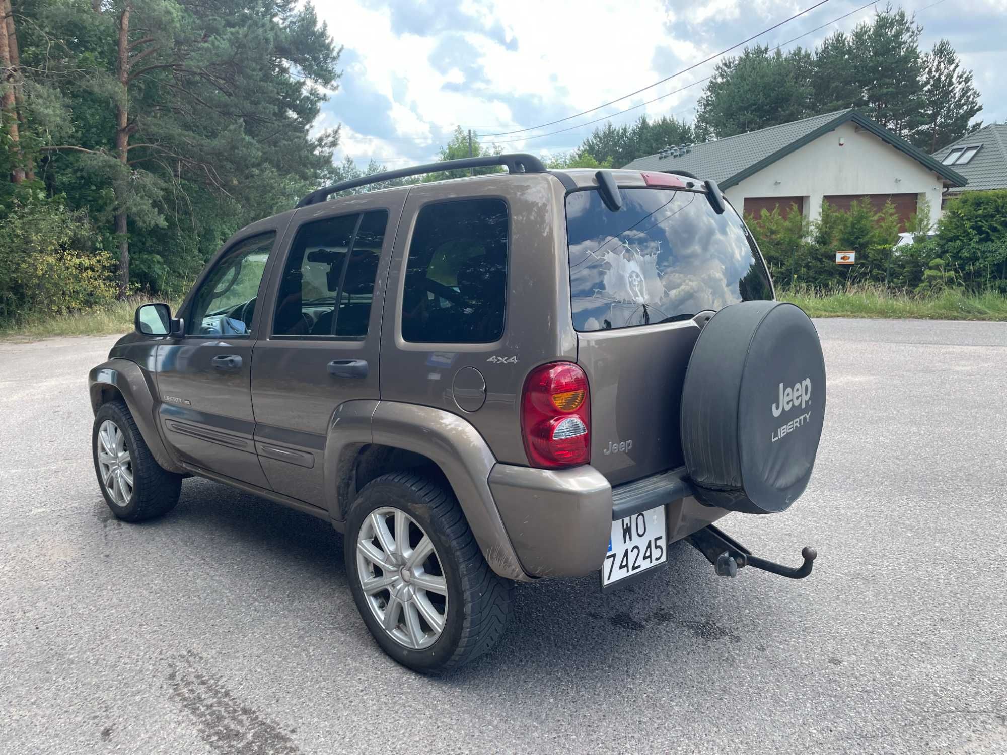 Jeep Libert Limited 3.7 LPG 2002 rok full time