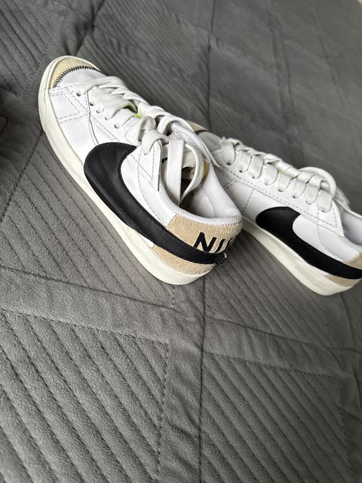 Кровівки  в дуже  горошому стані стан 5/5 не дорого