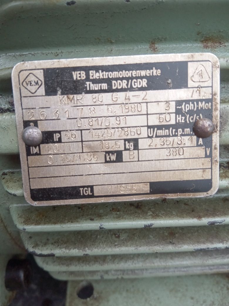 Motoreduktor z silnikiem elektrycznym 380v