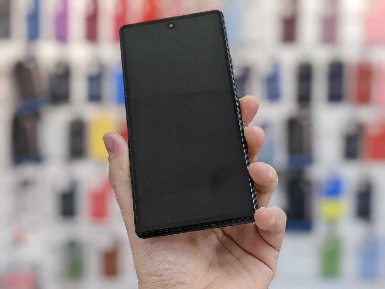Неймовірний телефон Google Pixel 6 8/128 Gb Stormy Black