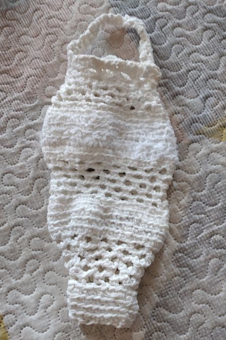 Sacos em crochê para guardar sacos de plástico