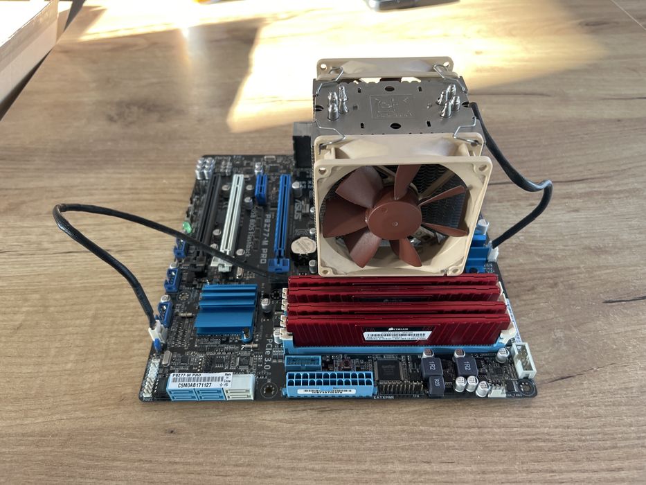i7 + Noctua + płyta główna Asus  Pro + RAM 1866 MHz DDR3
