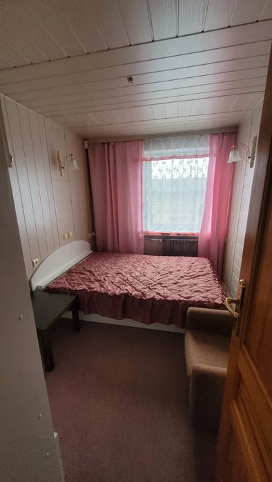 Wynajmę pokój jednoosobowy w domu