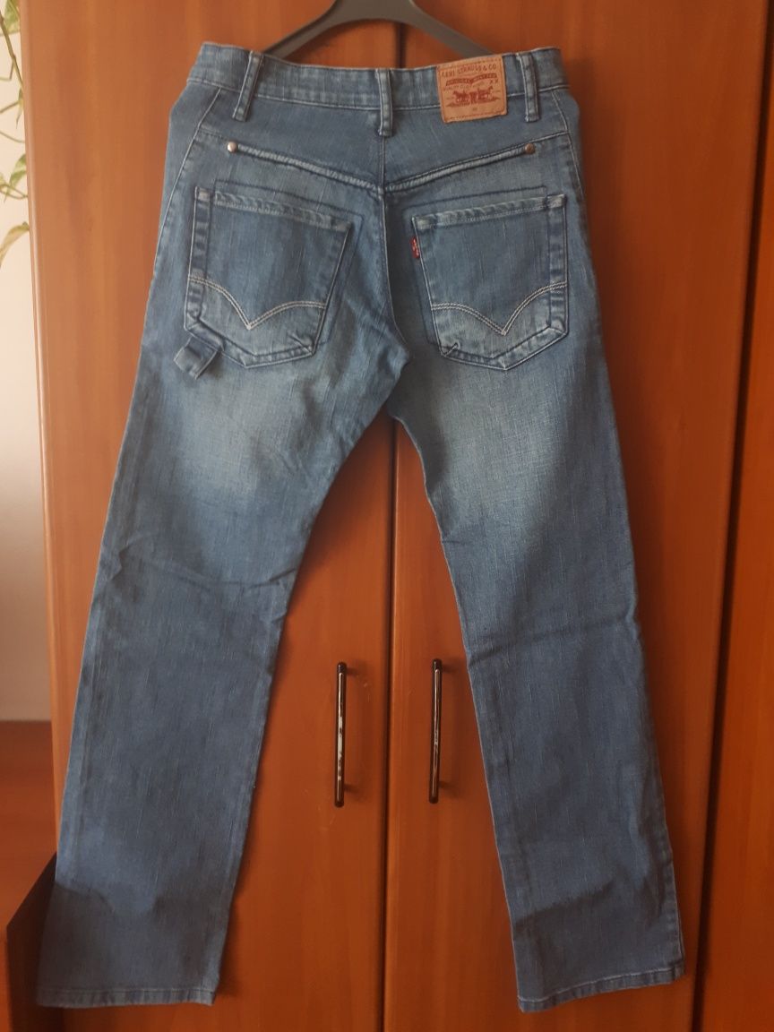 dzinsy Levis roz 34