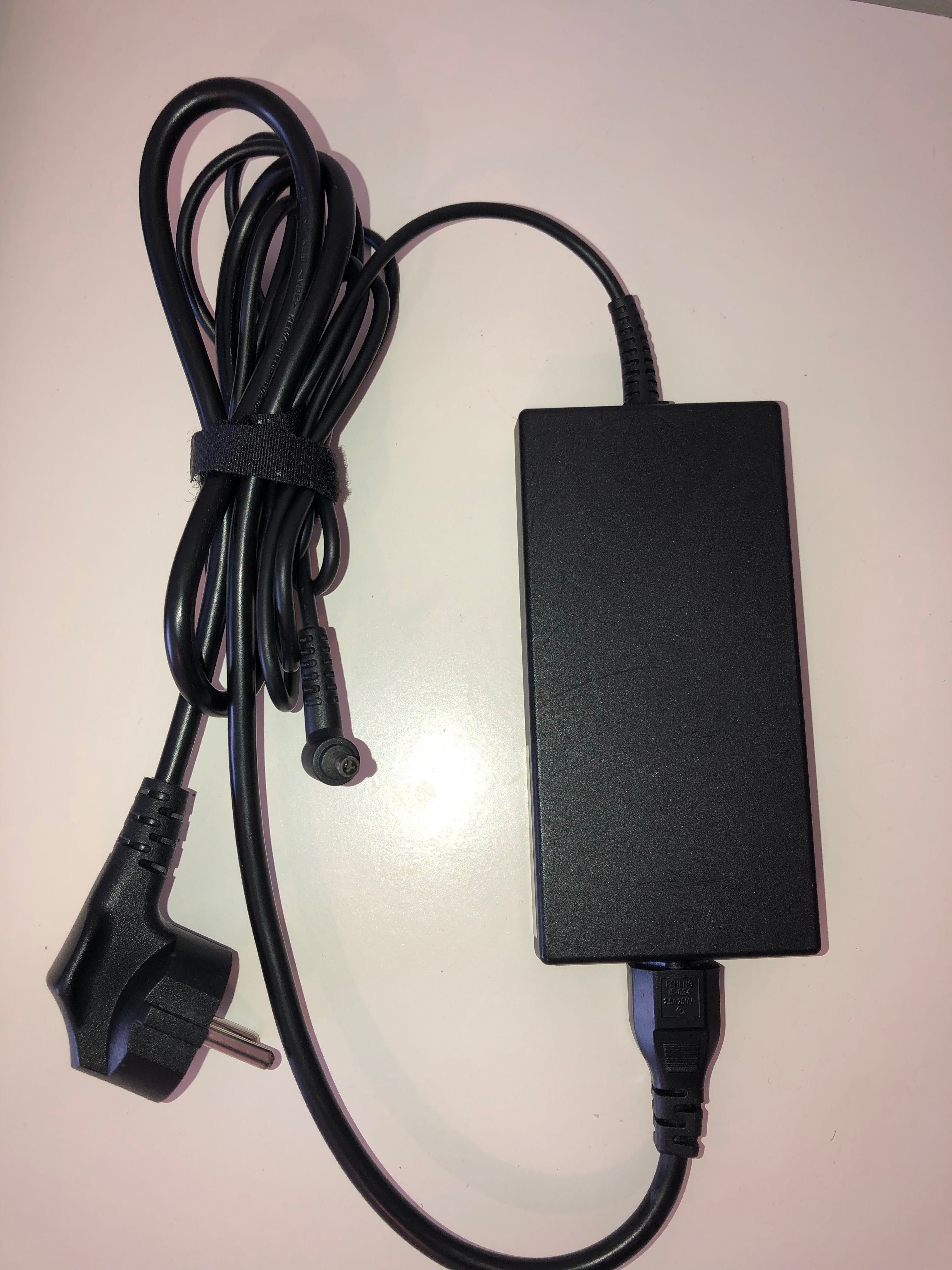 Vendo Notebook Gamer MSI Bravo 15 - Como Novo, +1 Ano de Garantia!