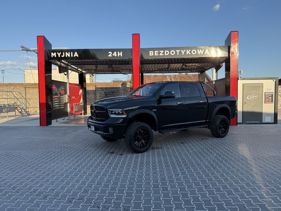 Doge Ram 1500 5.7 V8 hemi