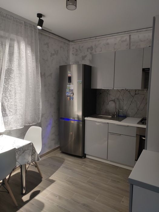 Посуточно подобово здам квартиру будинок.Оренда