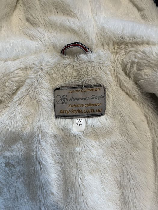 Дитяча джинсова куртка для дівчинки на хутрі.