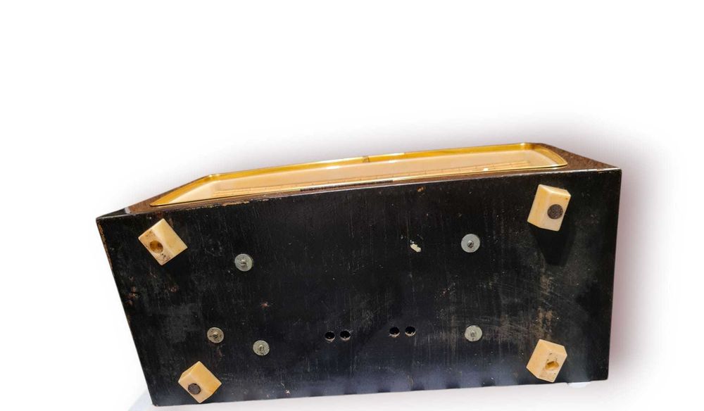 Rádio Vintage Graetz Canzonetta 384W – Alemanha, década de 1950