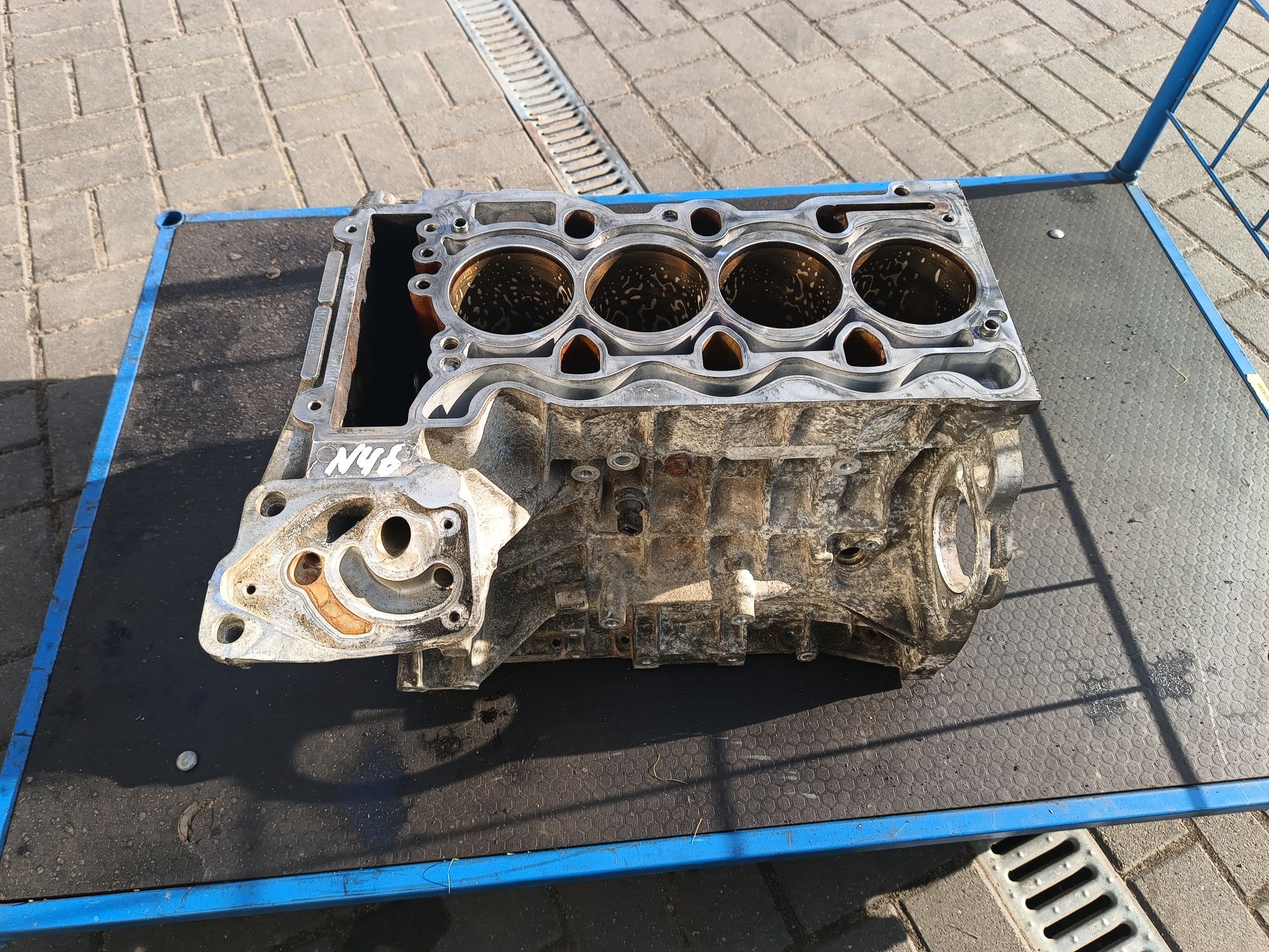 BMW E90 E91 E46 320I 318I N46 N42 blok silnika