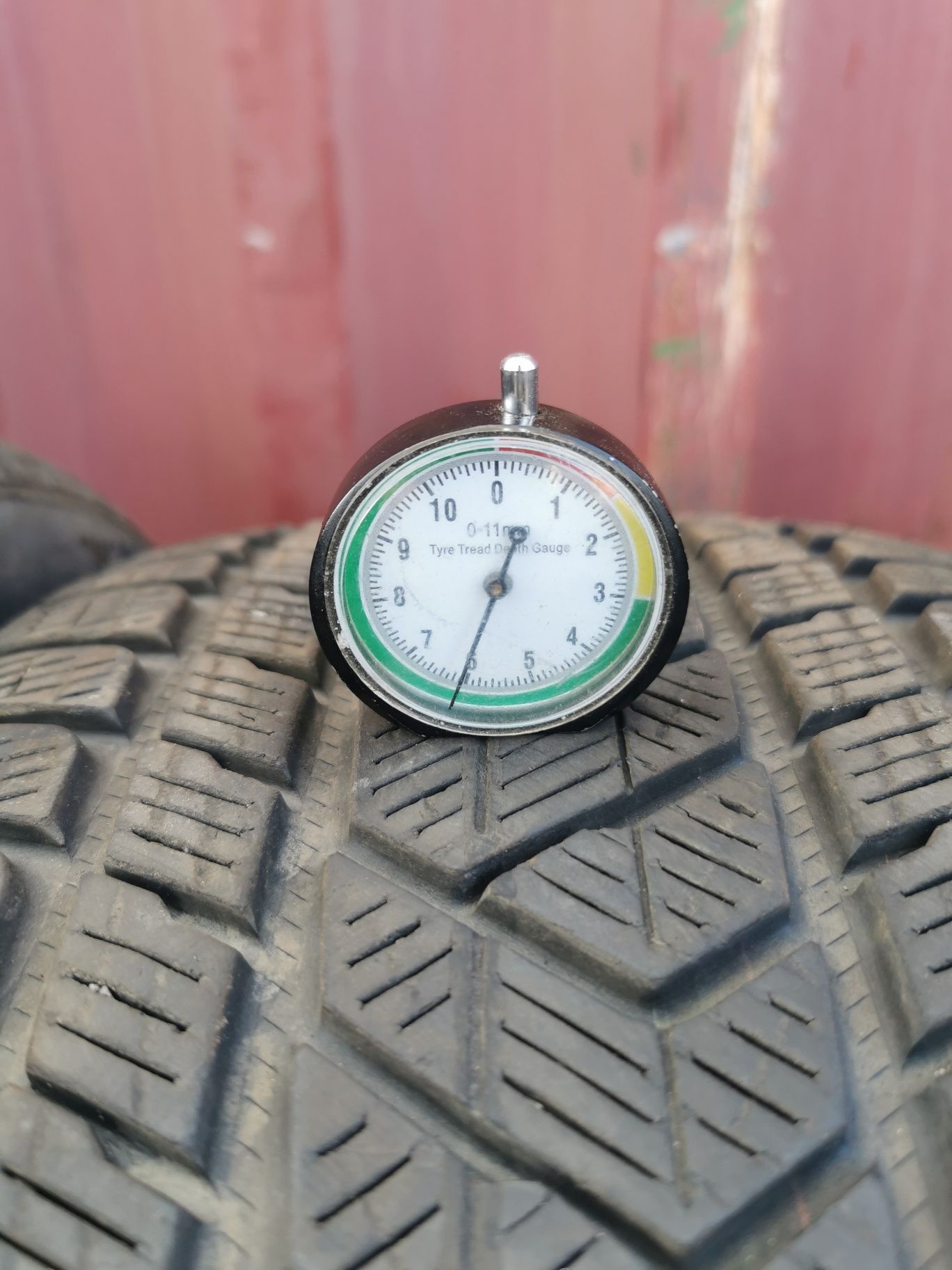 Opony zimowe Pirelli 295/40/20 106V i 265/45/20 104V porsche macan