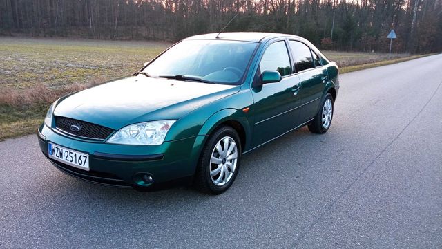 Ford Mondeo 1,8 B Stan techniczny i wizualny bardzo dobry i zadbany.