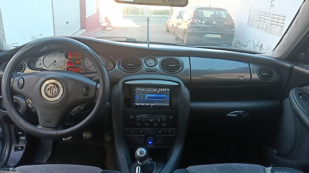 MG ZT 2.0cdti impecável