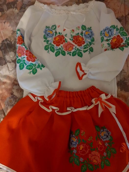 Вишитий костюмчик 5р.