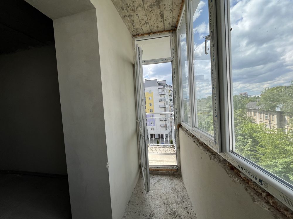 Продається 2к кв. 67.3 м².Сирець.Національної Гвардії.Центр.Парк.Озеро